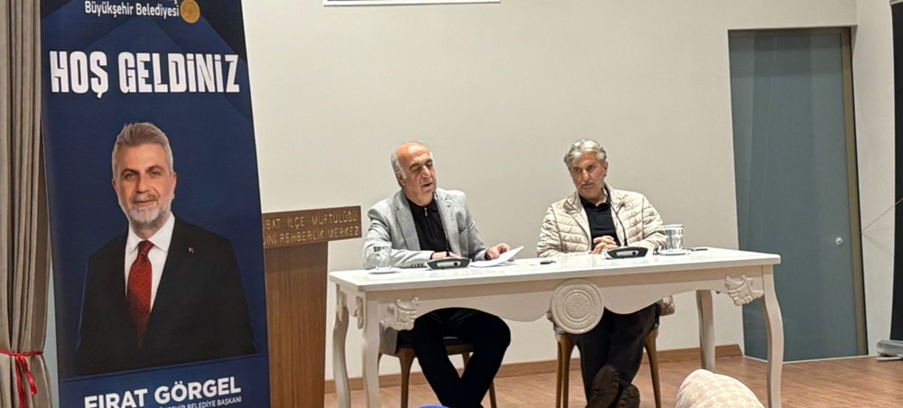 Büyükşehir’in Yazarlık Akademisinde “Eleştirinin Eleştirisi” Konuşuldu.